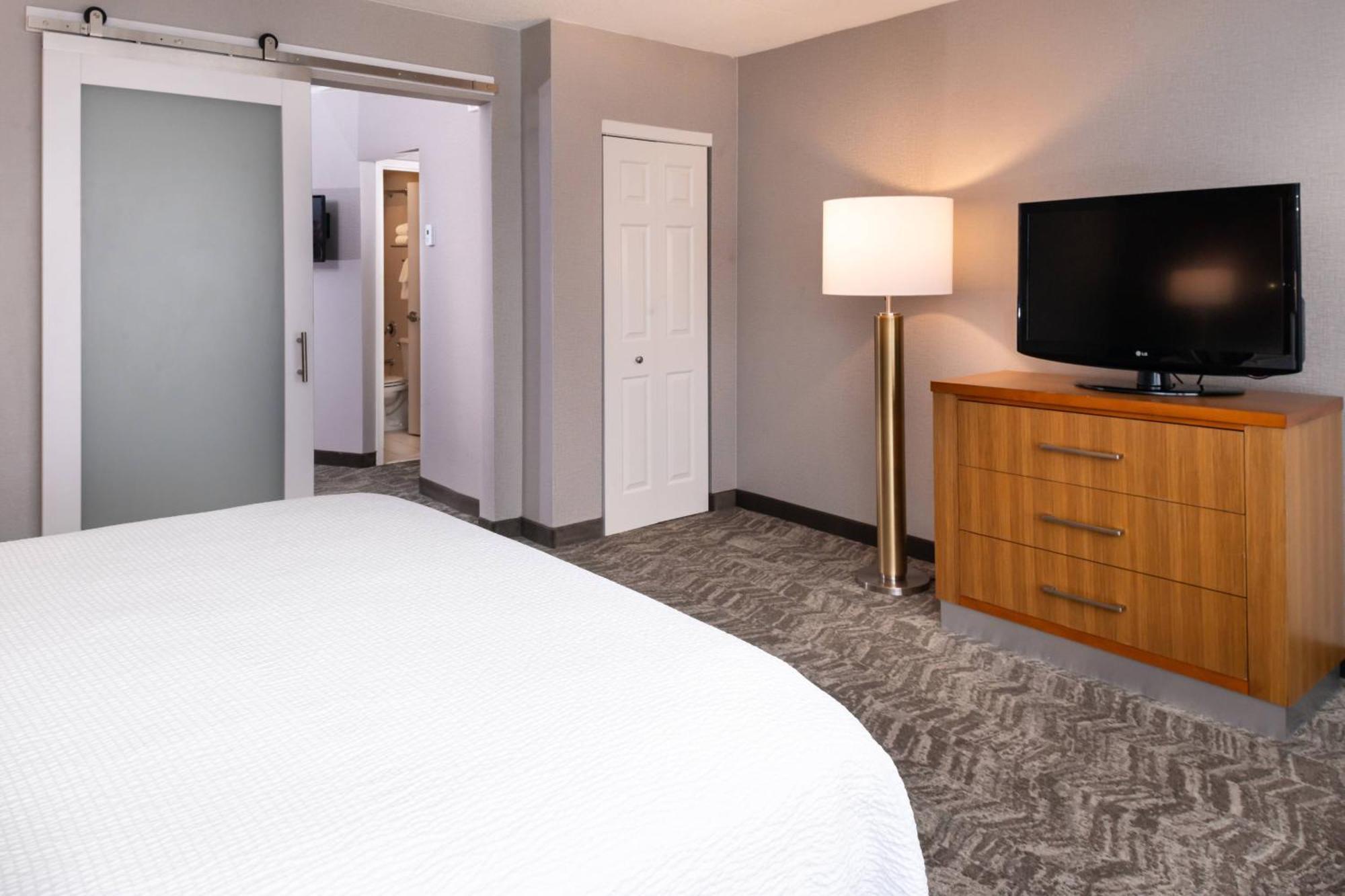 Springhill Suites By Marriott Pittsburgh North Shore Exterior photo