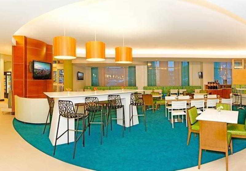 Springhill Suites By Marriott Pittsburgh North Shore Exterior photo